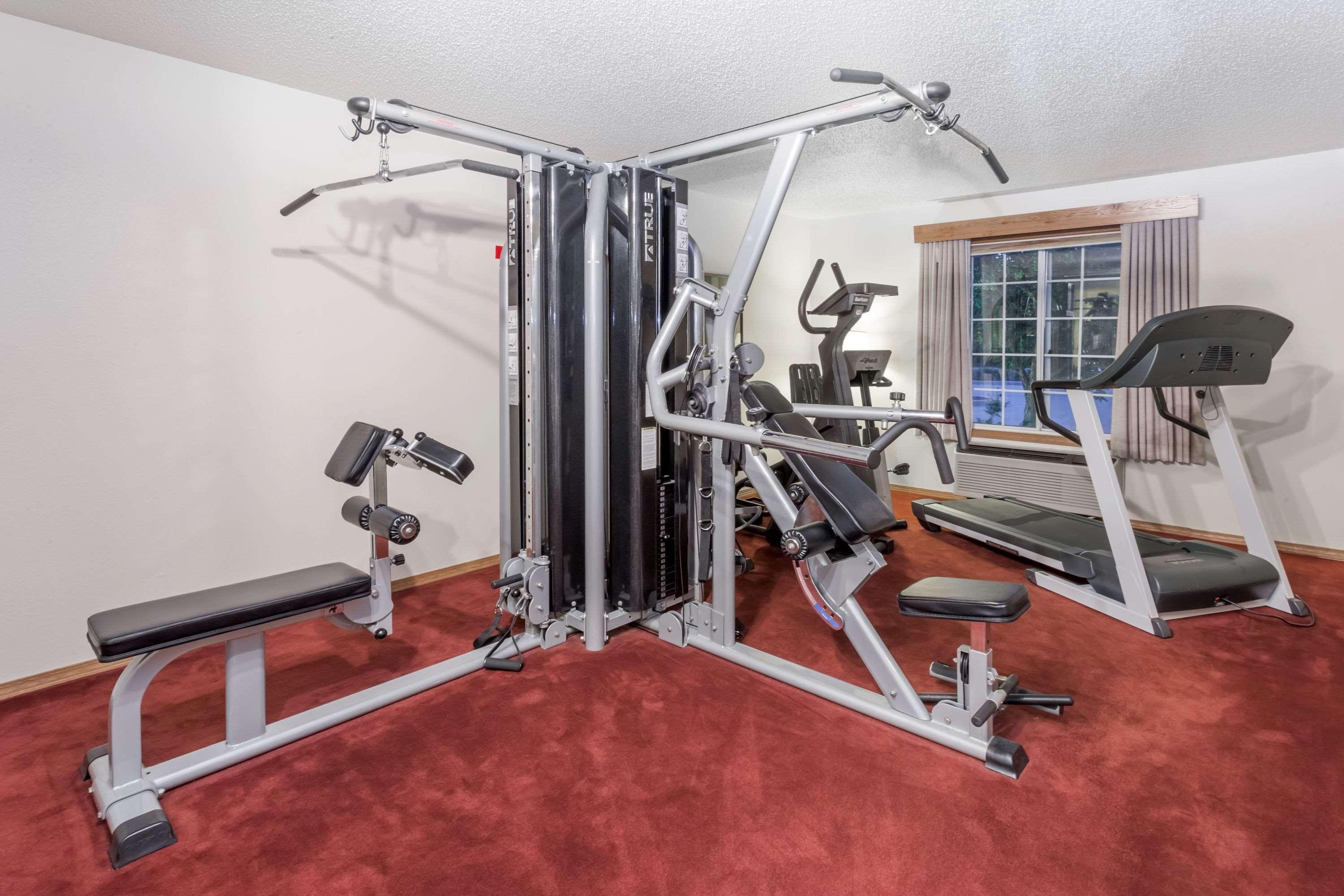 Отель Baymont By Wyndham Mequon Milwaukee Area Экстерьер фото