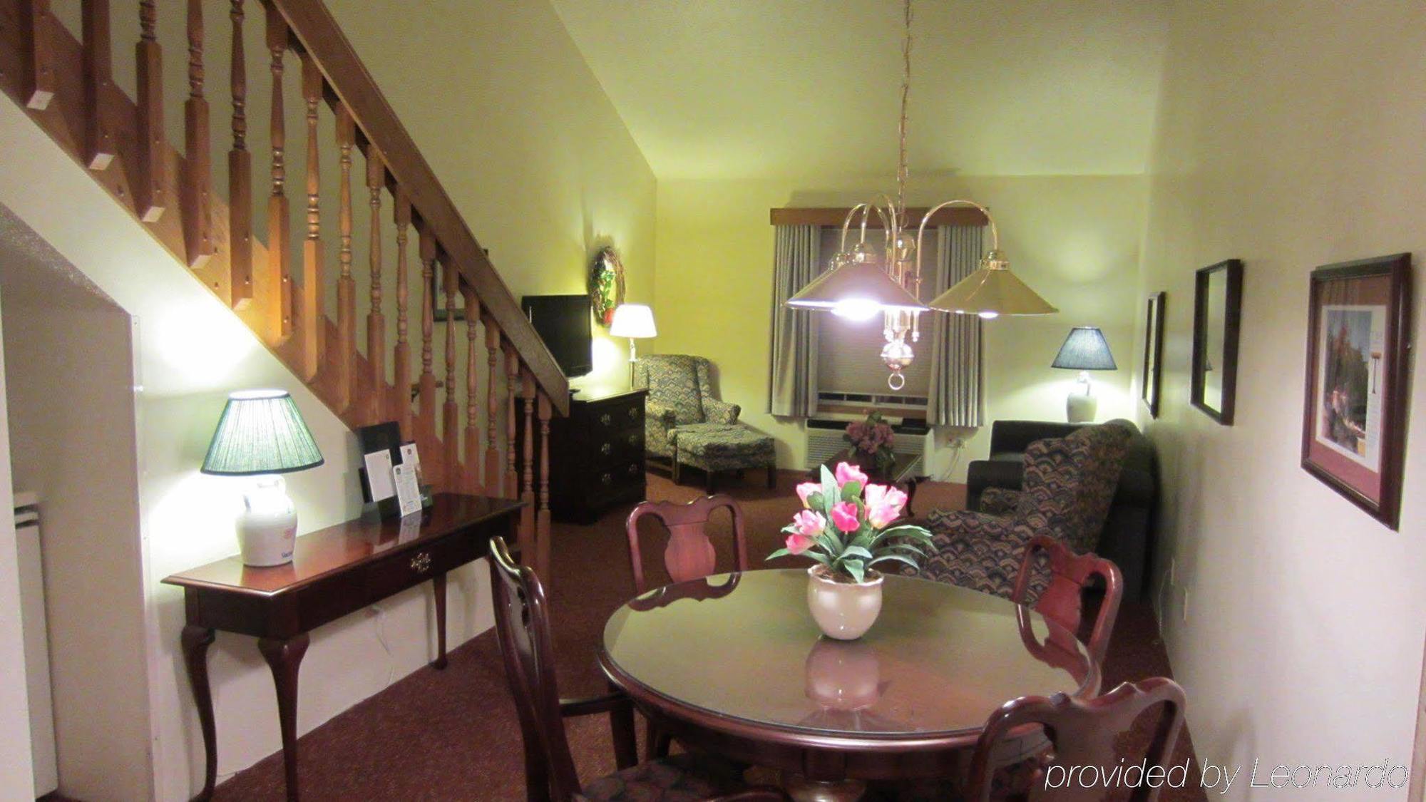 Отель Baymont By Wyndham Mequon Milwaukee Area Номер фото