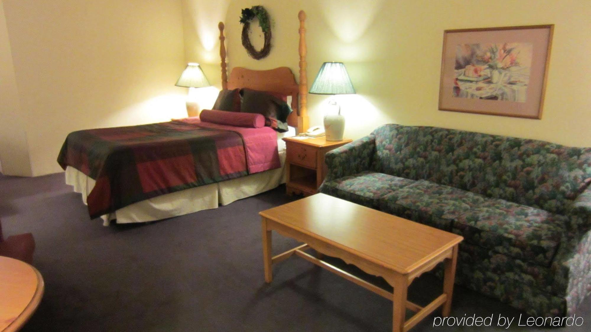 Отель Baymont By Wyndham Mequon Milwaukee Area Номер фото