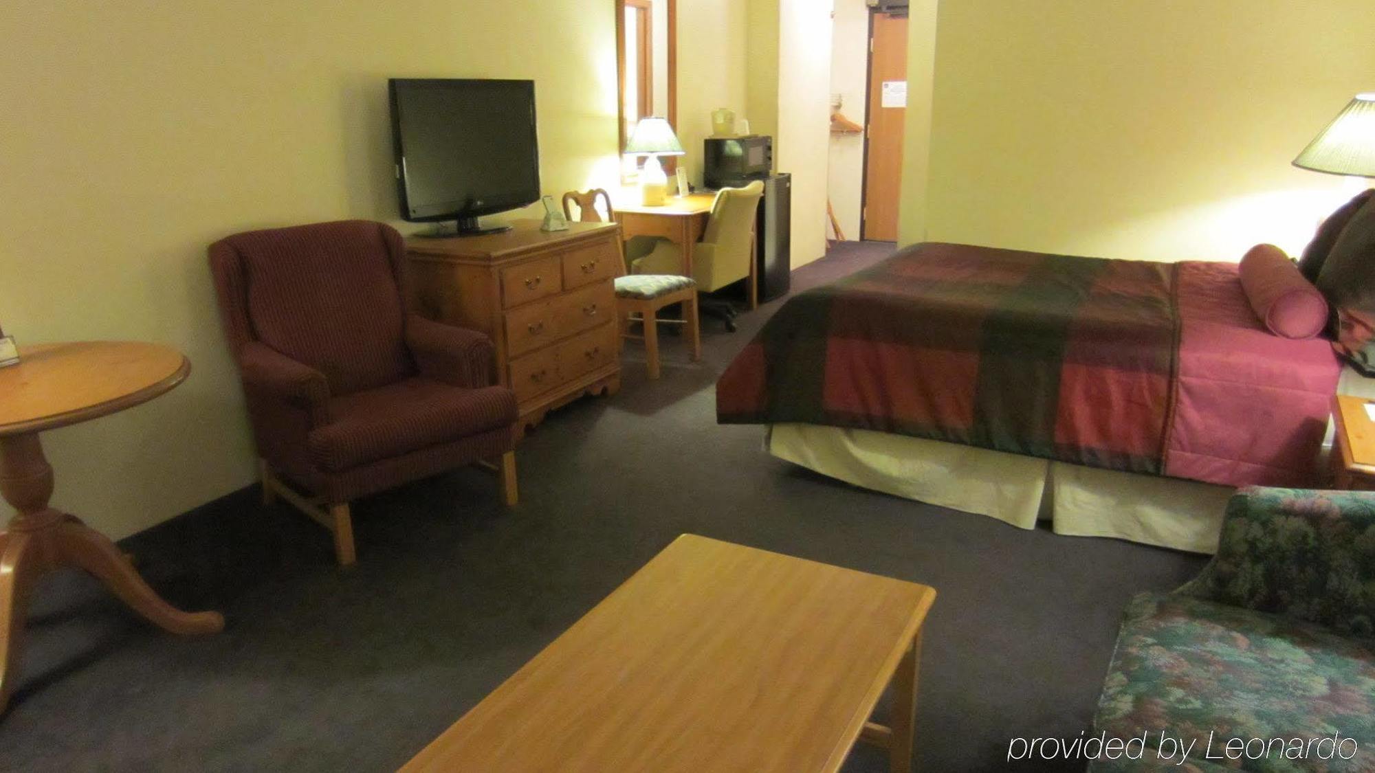 Отель Baymont By Wyndham Mequon Milwaukee Area Номер фото