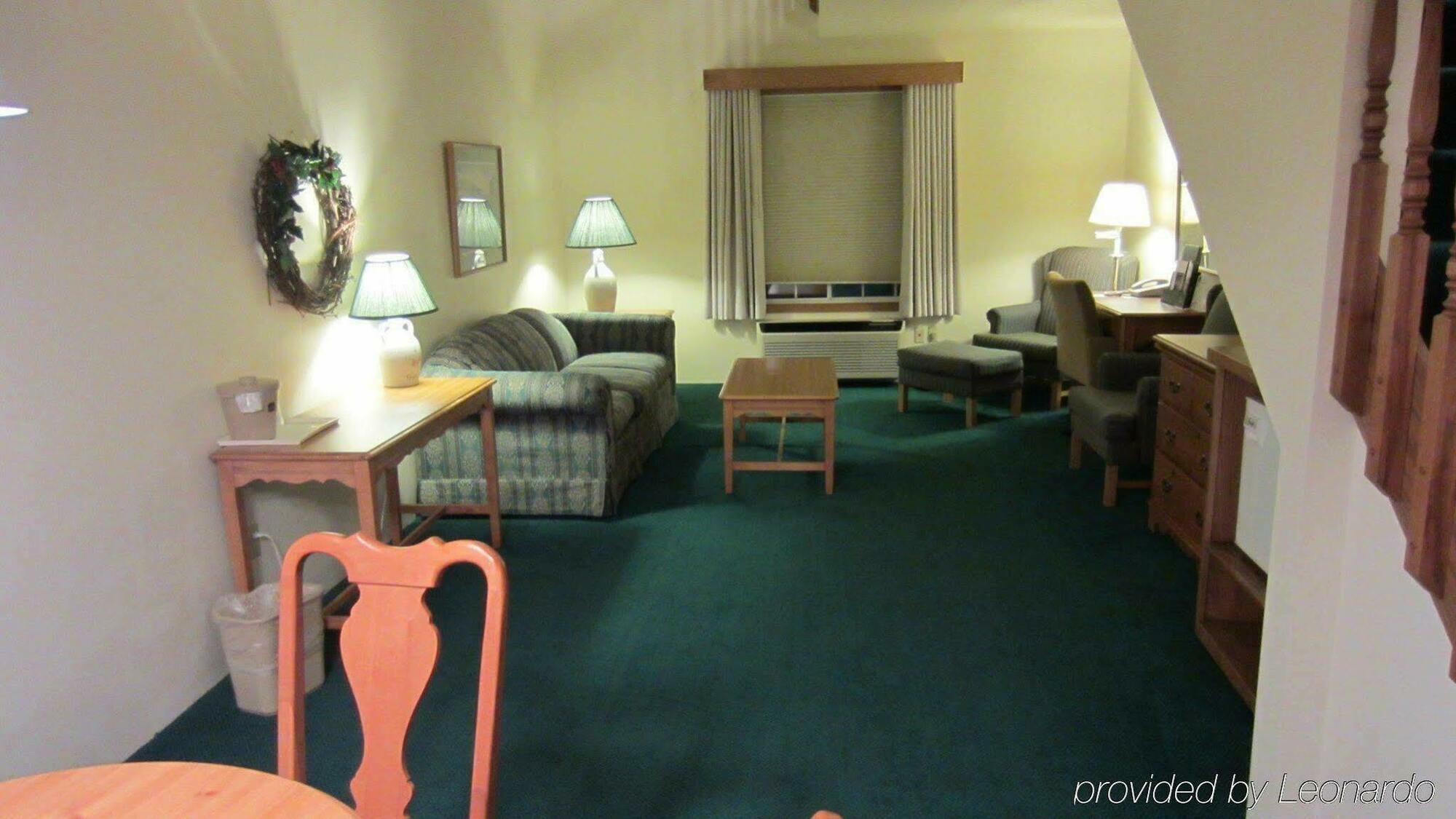 Отель Baymont By Wyndham Mequon Milwaukee Area Номер фото